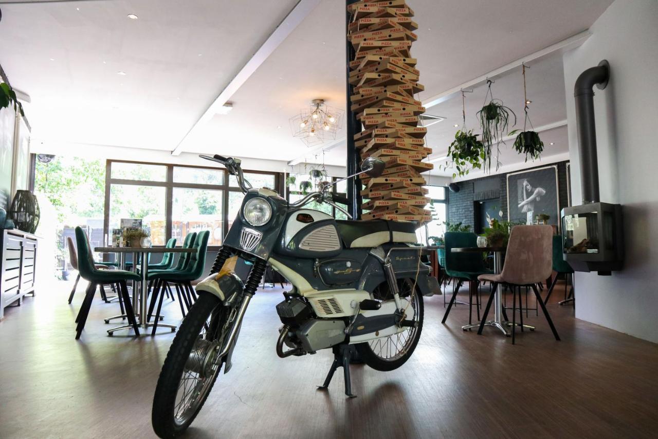 Отель Europarcs Maasduinen Belfeld Экстерьер фото